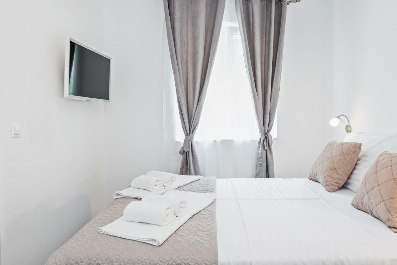 Apartmani Bruna Šibenik Buitenkant foto